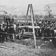 Imagen: Fotografía tomada en el año 1869 en el momento en el que se desenterró el gigante de Cardiff. Wikimedia Commons